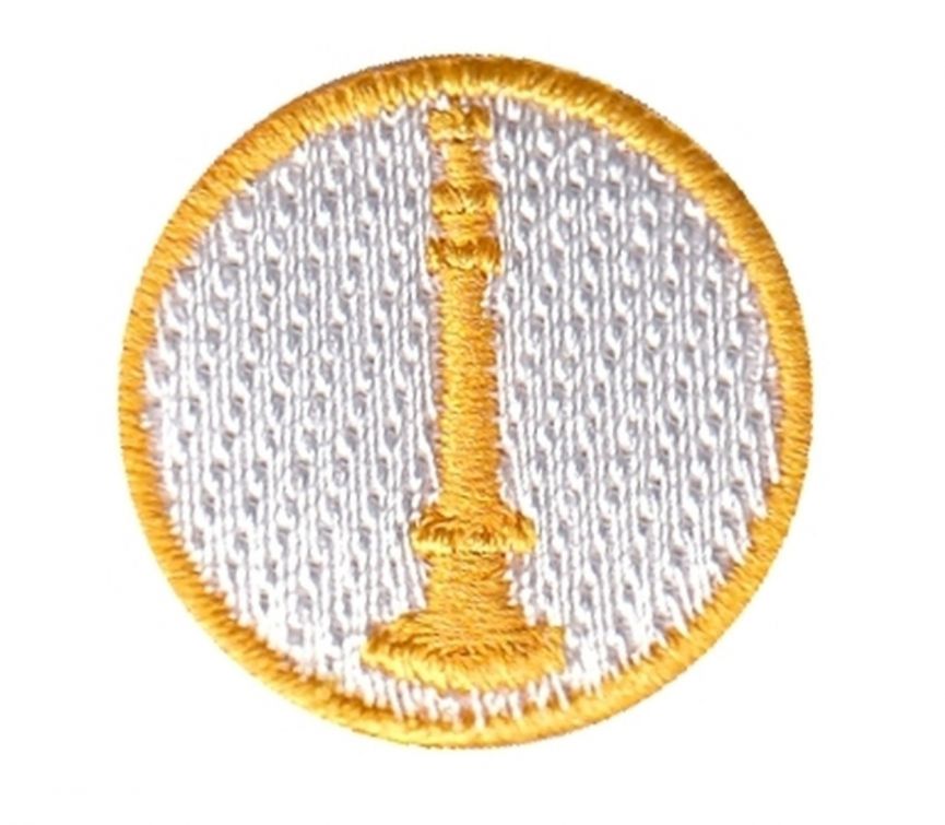 FIRE FIGHTER BUGLE, 1" CIRCLE - GOLD on WHITE - SEW ON.